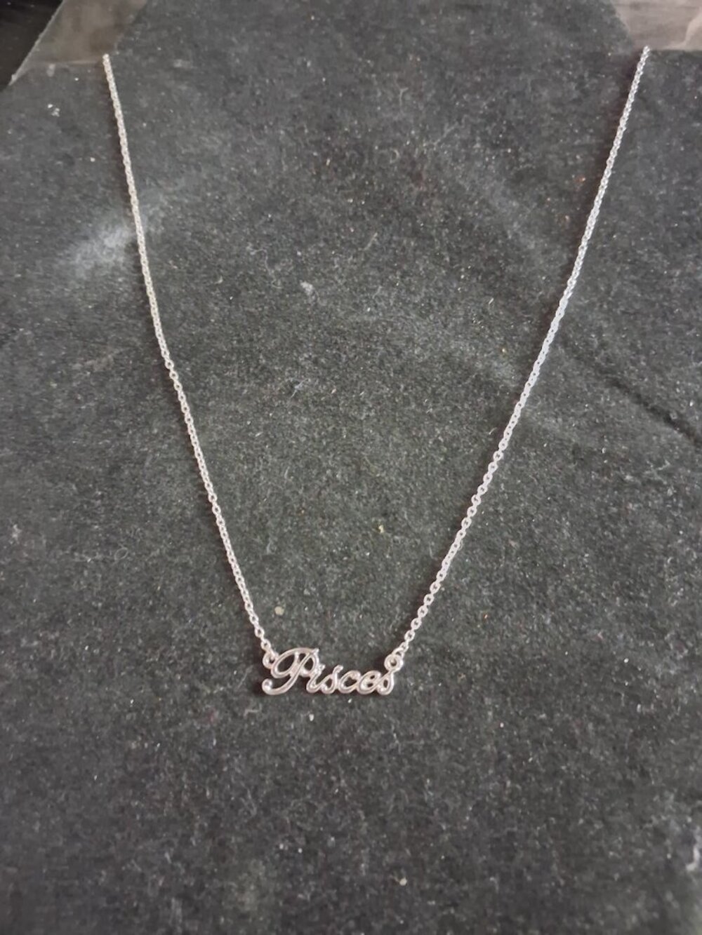 18 inch Claire's Pisces necklace